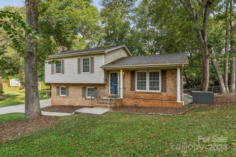 4800 Beechknoll Court
