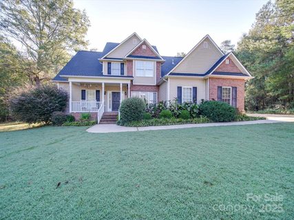 615 Real Quiet Court sold home in Derby Downs, York, SC