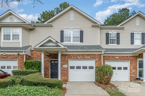 5327 Waverly Lynn Lane sold townhome in Prosperity, Charlotte, NC