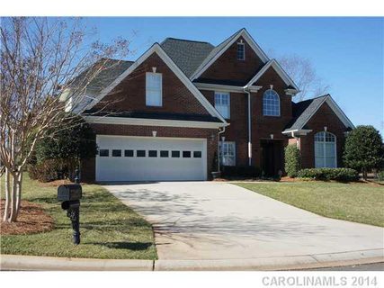 1616 Elkhart Circle
