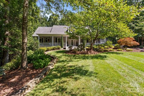 133 Pinnacle Peak Lane