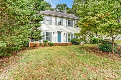 2132 Colony Hill Drive sold home in Stoney Pointe, Charlotte, NC