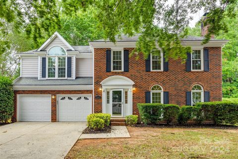 9116 Old Barnette Place sold home in Torrence Crossing, Huntersville, NC