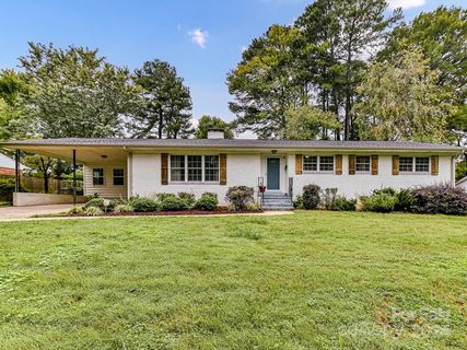 627 Downey Place