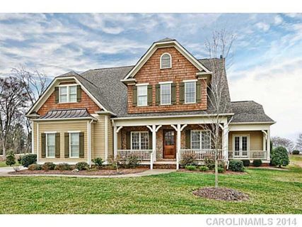 Previously sold for $652,140