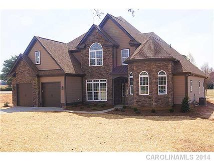 Previously sold for $457,853