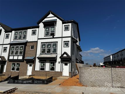 2020 Alexander Village Main Drive