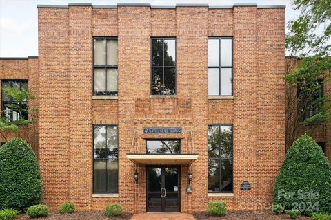 573 Catawba Street sold condo in Catawba Mills, Belmont, NC