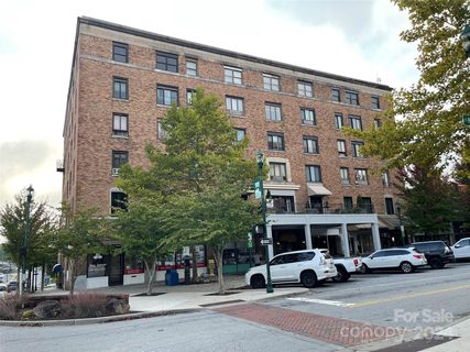 538 N Main Street 403,404 sold condo in Skyland Downtown Apartments, Hendersonville, NC