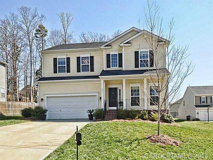 621 Stonehenge Drive sold home in Stonewood, Rock Hill, SC