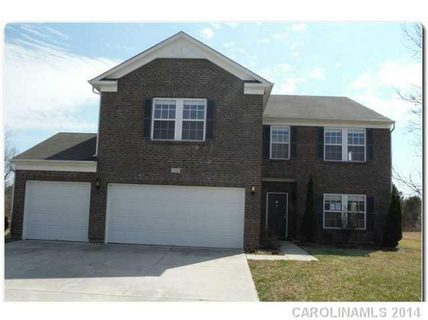 711 Wendermere Circle