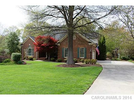 1148 Nw Asheford Green Avenue