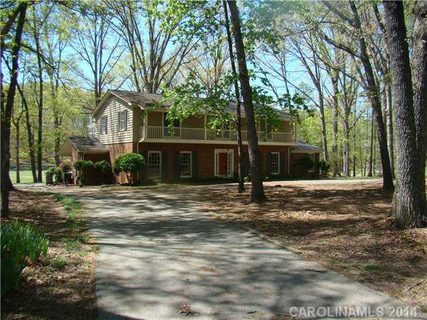 2726 Rolling Hills Drive sold home in Rolling Hills, Monroe, NC