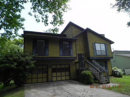 6015 Twickingham Court