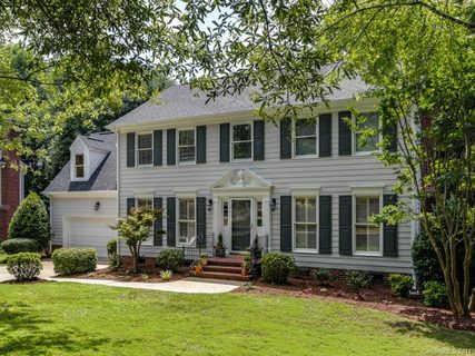 7117 Crown Colony Drive sold home in Crown Colony Estates, Charlotte, NC