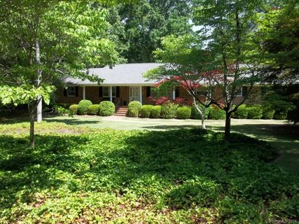114 Forest Hills Drive