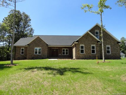 2405 Gateway Lane