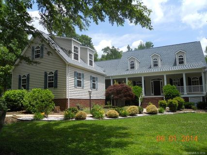 3727 Davis Drive sold home in East Providence Estates, Charlotte, NC