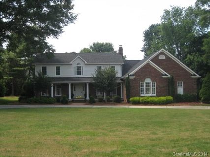 1637 Lakefield Circle sold home in Country Club Estates, Gastonia, NC
