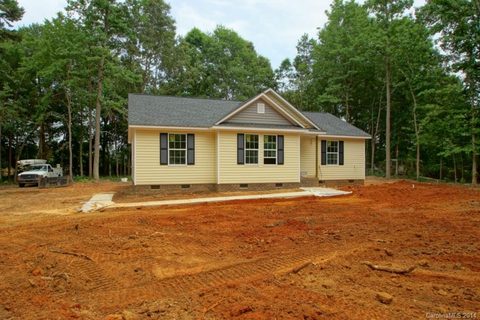 610 White Oaks Circle #3