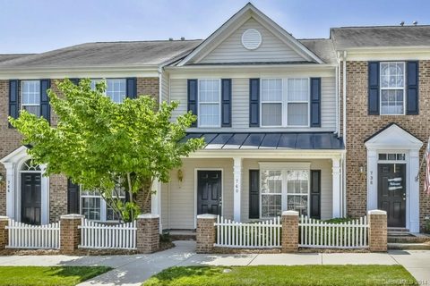 740 Atherton Way sold home in Manchester, Rock Hill, SC