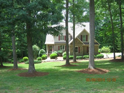 415 Seven Springs Loop