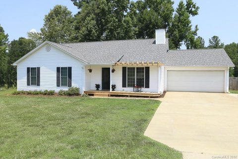 6628 Little Branch Road sold home in Campbell Crossing, York, SC
