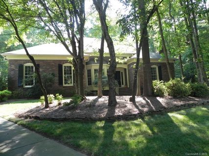 9204 Tillot Drive sold home in Benton Woods, Matthews, NC