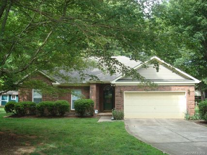 5453 Oak Drive