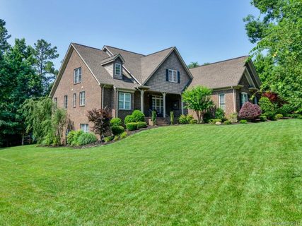 Previously sold for $569,900