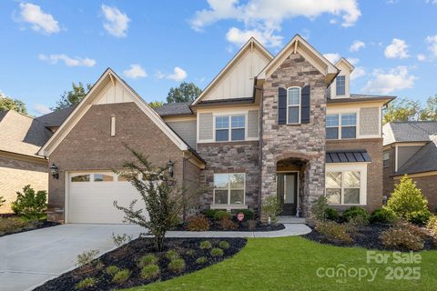 11212 Glanmire Drive sold home in Castleford, Matthews, NC