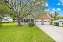 10023 Crayton Drive sold home in Charlotte, SC