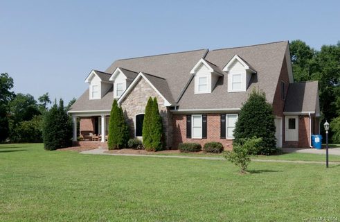 10005 Arlington Oaks Drive sold home in Arlington Oaks, Charlotte, NC