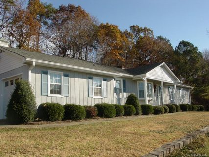 1147 Skyline Drive