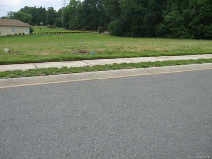602 Muirfield Drive 24