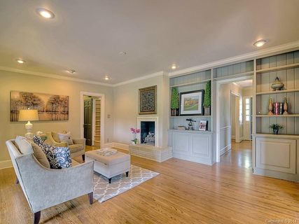 Previously sold for $608,400
