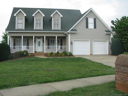2604 Willow Brook Drive