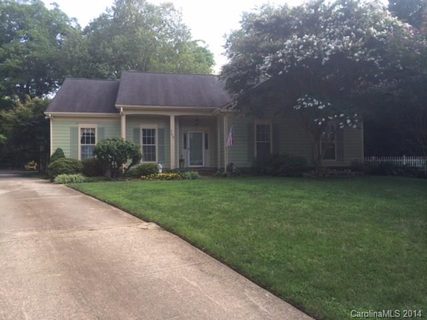 702 Wild Oak Court