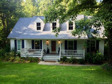 2805 Bards Court sold home in hearthstone, Matthews, NC
