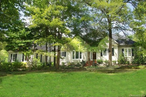2610 Ski Trail Lane