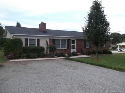 1729 Green Acres Road