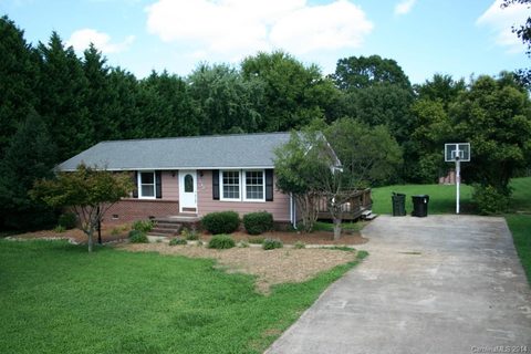 621 Springfield Drive