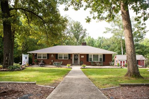 8150 Kerrybrook Circle