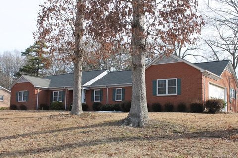 1944 Taylor Drive
