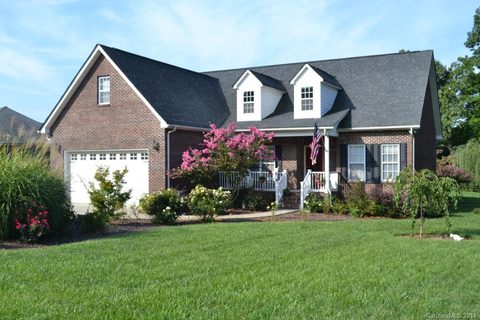 1729 Lancelot Lane
