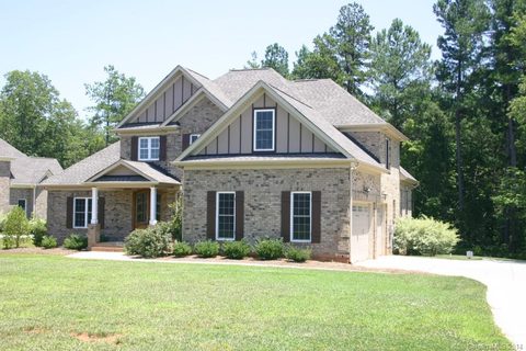 136 Orchard Farm Lane
