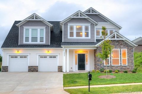 2000 Wade Hampton Circle sold home in South Point, Belmont, NC