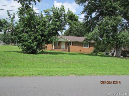3016 Winston Drive