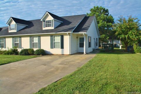 1061 Farm Pond Lane unit 1