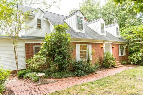 1700 Burtonwood Circle